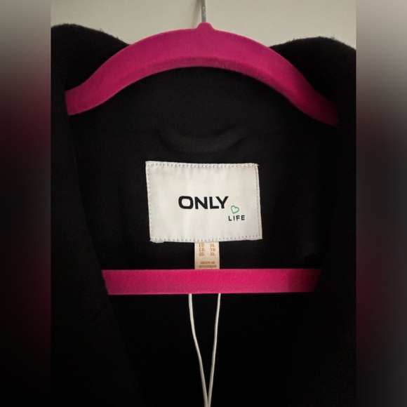 Only Jacket - Picture 3 of 4